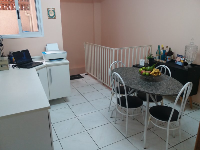 Casa de condomínio à venda Vila Lucinda com 235m² e 3 quartos por R$ 700.000 - 257695535-e-copa-1.jpg