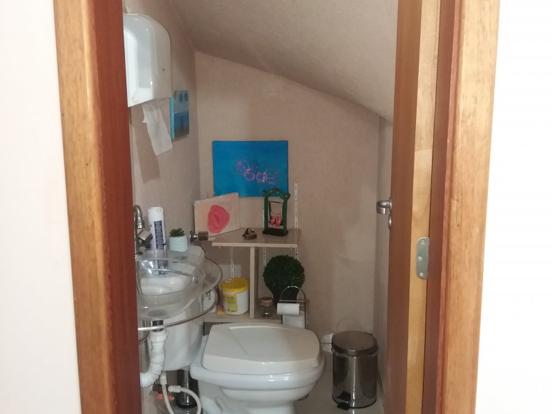 Casa de condomínio à venda Vila Lucinda com 235m² e 3 quartos por R$ 700.000 - 897846528-h-lavabo-sala.jpg