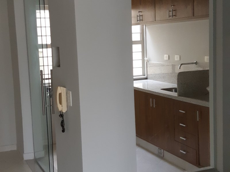 Comercial à venda Vila Trujillo com 179m² e  quartos por R$ 450.000 - 1862965149-20200212-070636.jpg
