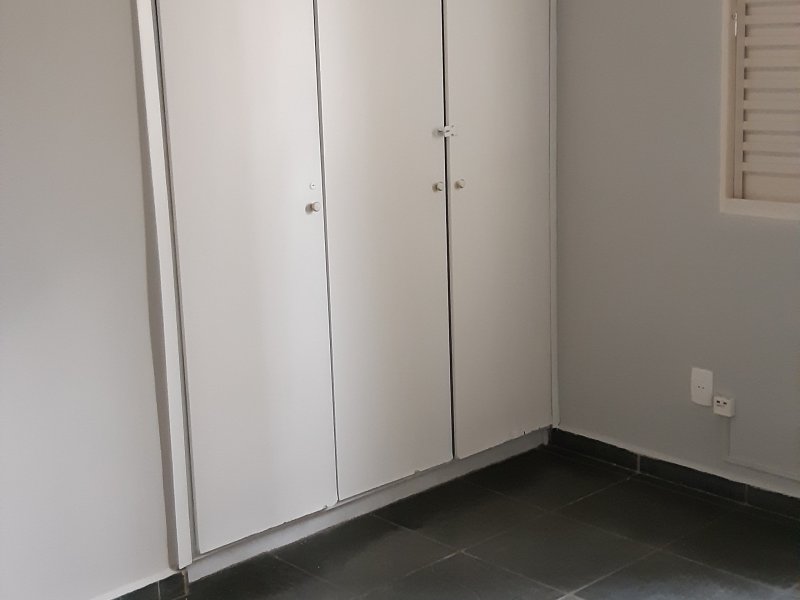 Comercial à venda Vila Trujillo com 179m² e  quartos por R$ 450.000 - 2009086331-20200212-070952.jpg