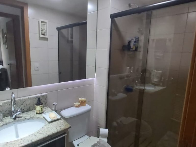 Apartamento à venda Icaraí com 89m² e 3 quartos por R$ 720.000 - 794123846-9-banheiro-social.jpeg