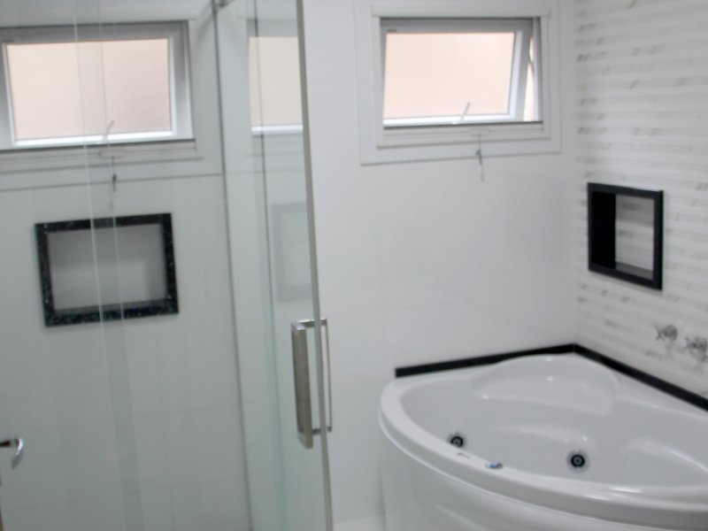 Casa à venda Vila Esperia Ou Giglio com 440m² e 4 quartos por R$ 1.290.000 - 1350914435-19-banheiro-suite-master-geral.jpg