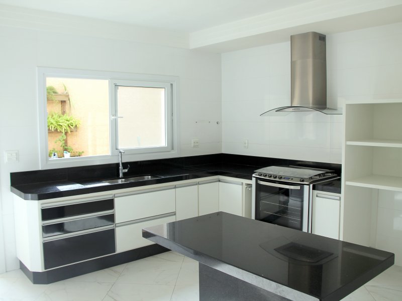 Casa à venda Vila Esperia Ou Giglio com 440m² e 4 quartos por R$ 1.290.000 - 1949077590-10-cozinha-geral.jpg