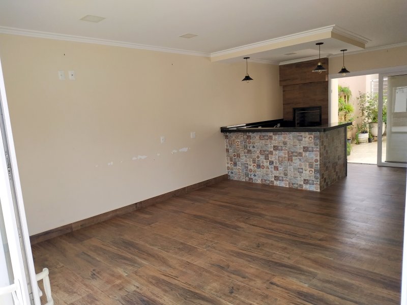 Casa à venda Vila Esperia Ou Giglio com 440m² e 4 quartos por R$ 1.290.000 - 482439435-23-churrasqueira.jpg