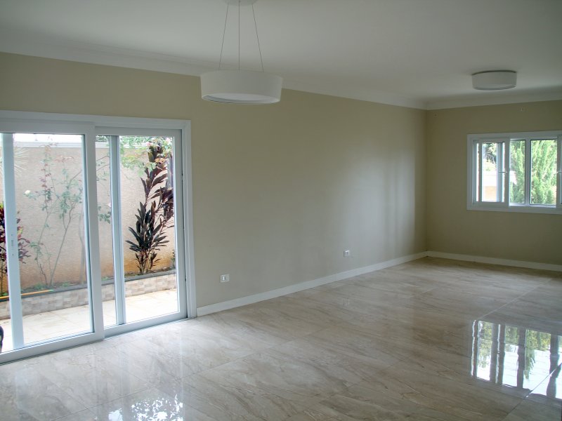 Casa à venda Vila Esperia Ou Giglio com 440m² e 4 quartos por R$ 1.290.000 - 773609343-4-sala-detalhe-porta-lateral.jpg