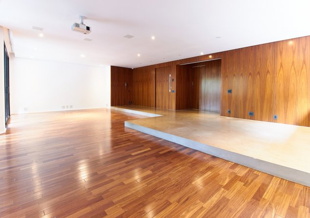 imóvel com 212m²