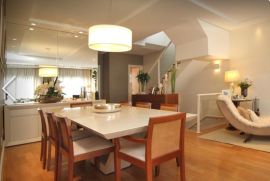 Casa de condomínio à venda Jardim Vitória Régia com 240m² - 3 dormitórios -  vagas - R$ 2.200.000 - 2x.jpg