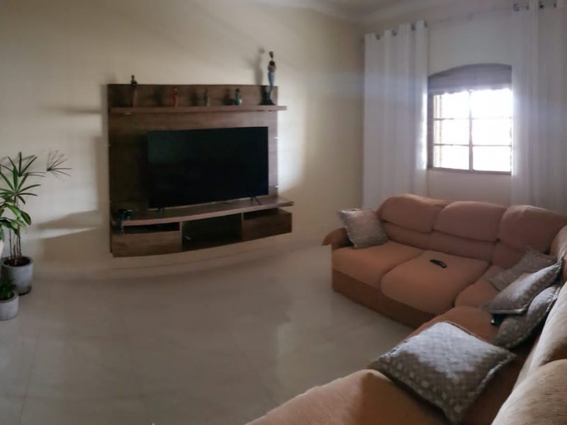 Casa à venda Centro com 200m² e 3 quartos por R$ 350.000 - 627481706-img-20210410-wa0011.jpg