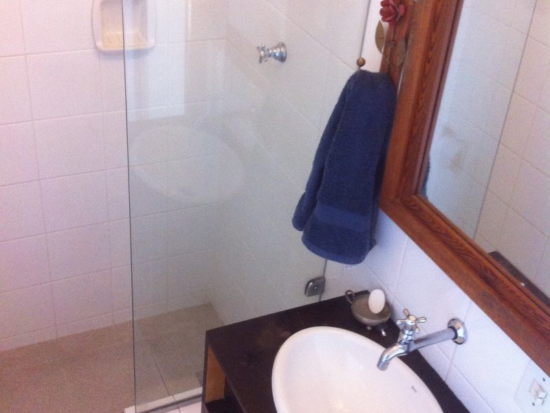 Apartamento à venda Icaraí com 165m² e 3 quartos por R$ 1.120.000 - 780935505-25-banheiro-dependencia-b.jpg