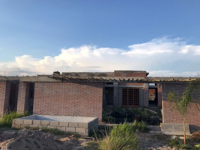 Casa à venda Boa Vista com 473m² e 3 quartos por R$ 300.000 - 1201162685-b8d251d9-78ad-4557-8b95-0fe7d2d54288.jpg