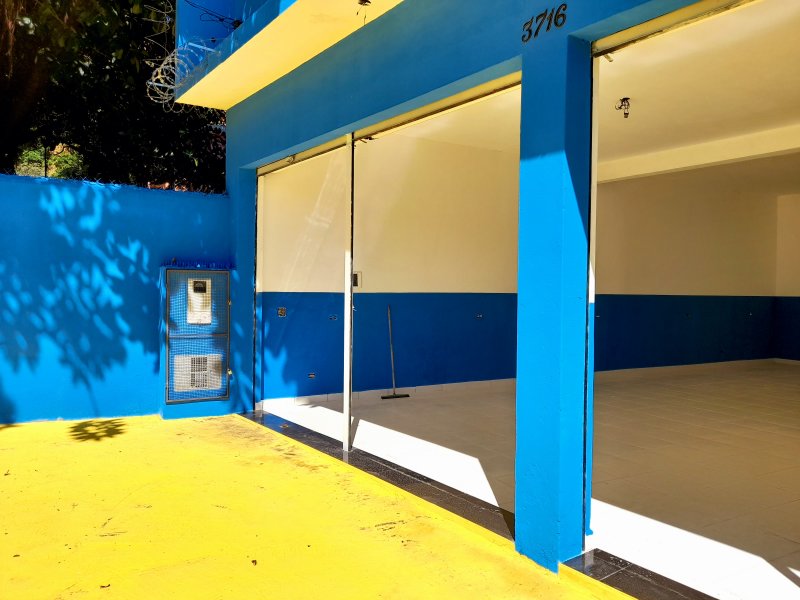 Comercial para alugar Vila Carmosina com 150m² e  quartos por R$ 4.000 - 666585394-20210408-132429.jpg