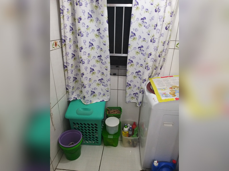 Apartamento à venda Conjunto Residencial Ingai com 60m² e 2 quartos por R$ 270.000 - lavanderia.jpg