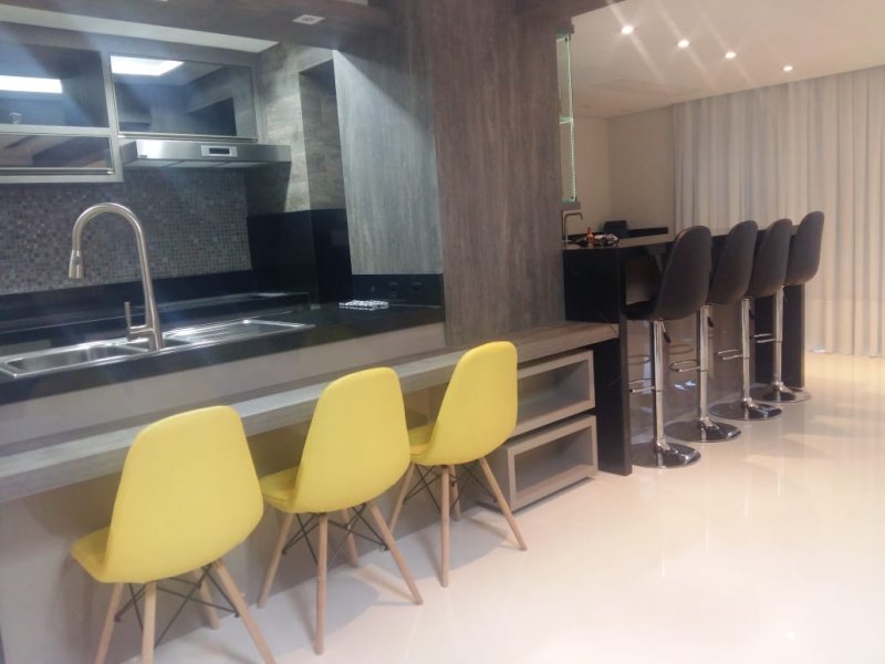 Apartamento à venda Bacacheri com 295m² e 3 quartos por R$ 1.497.000 - 1889654120-8cfbf06c-08ff-4ae4-9b53-e516258fdcc6.jpeg