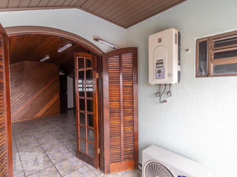 Casa à venda Novo Mundo com 230m² e 4 quartos por R$ 950.000 - 1337222286-15-suite.jpg