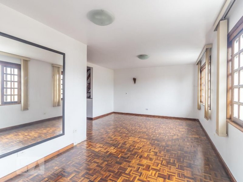 Casa à venda Novo Mundo com 230m² e 4 quartos por R$ 950.000 - 443873595-5-sala.jpg
