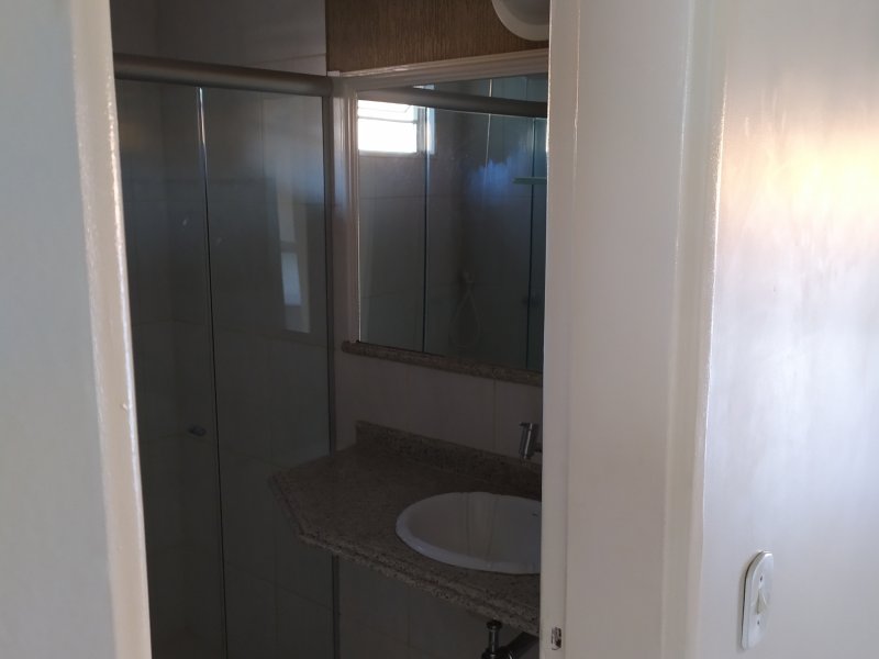 Casa à venda Riacho Fundo II-3A Etapa com 160m² e 4 quartos por R$ 890.000 - 1041533025-foto-do-banheiro-social-b.jpg