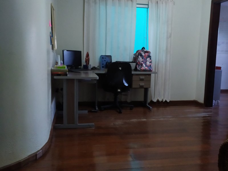 Casa à venda Riacho Fundo II-3A Etapa com 160m² e 4 quartos por R$ 890.000 - 1698329872-foto-da-sala-piso-superior.jpg
