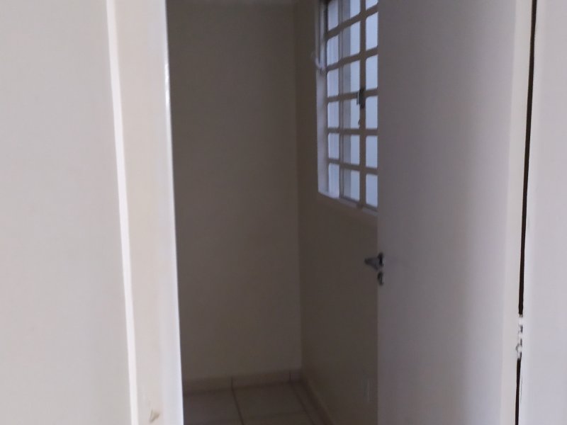 Casa à venda Riacho Fundo II-3A Etapa com 160m² e 4 quartos por R$ 890.000 - 886216963-foto-quarto-a-direita-b.jpg