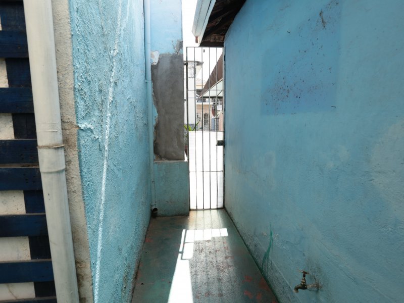 Casa à venda Cambuci com 169m² e 3 quartos por R$ 1.250.000 - 778042678-33-corredor-de-acesso-quinal-garage.JPG