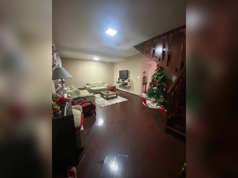Casa à venda Cidade Domitila com 202m² e 5 quartos por R$ 890.000 - whatsapp-image-2021-01-05-at-132016-5.jpeg