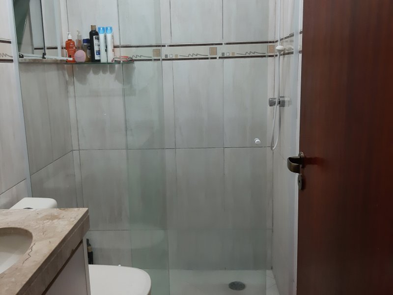 Casa à venda Jardim São José com 120m² e 3 quartos por R$ 590.000 - 249638366-banheiro-1.jpg
