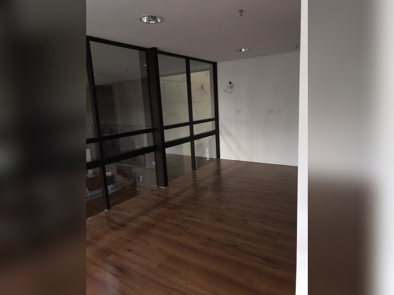 Comercial à venda Vila Mariana com 78m² e 1 quarto por R$ 640.000 - photo-2021-03-16-10-06-20.jpg