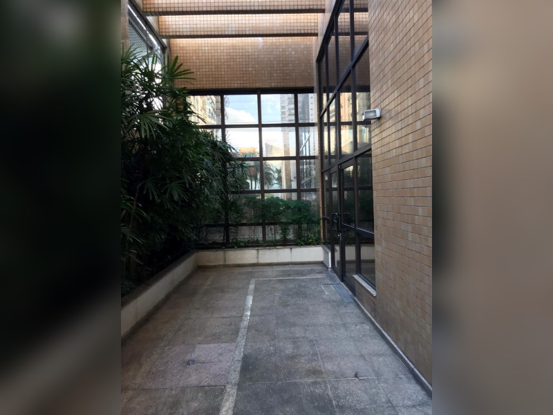 Comercial à venda Vila Mariana com 78m² e 1 quarto por R$ 640.000 - photo-2021-03-16-10-06-22.jpg