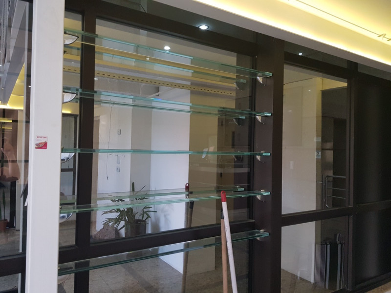 Comercial à venda Vila Mariana com 78m² e 1 quarto por R$ 640.000 - photo-2021-03-25-19-33-36.jpg