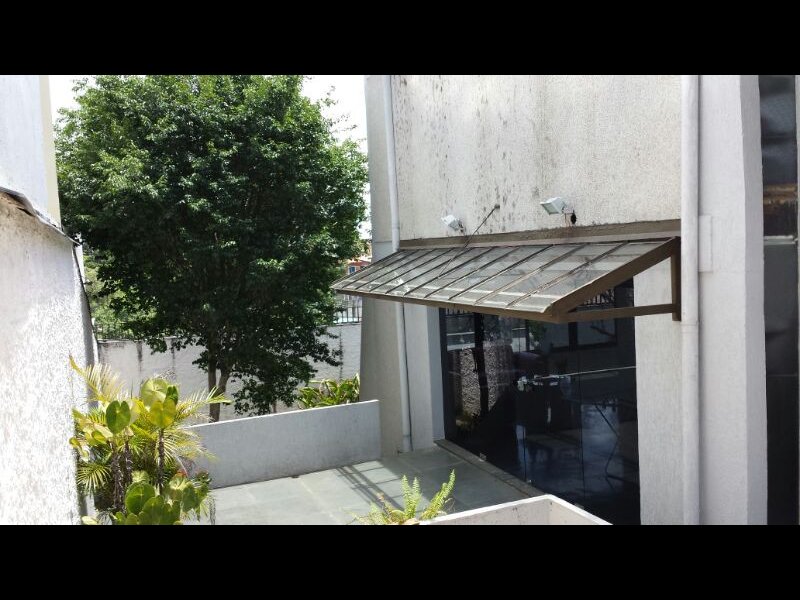 Casa à venda Tucuruvi com 326m² e 6 quartos por R$ 2.600.000 - 2004164629-lateral-esquerda-porta-da-sala.jpg