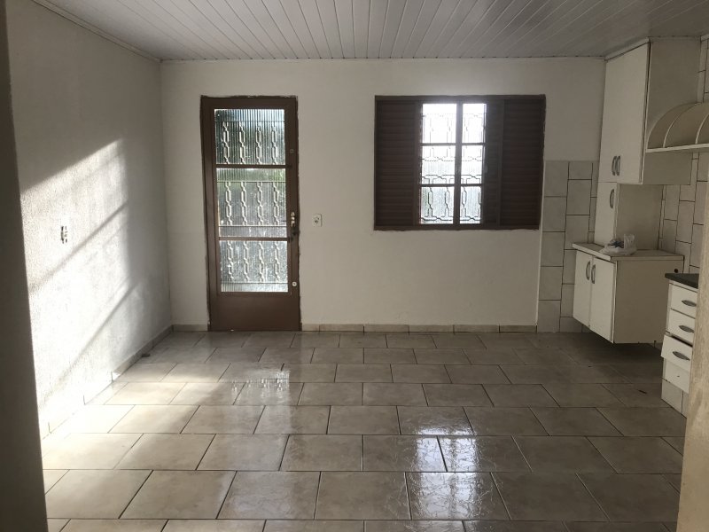 Casa à venda Jardim Marisa com 267m² e 4 quartos por R$ 340.000 - 114904472-img-3424.jpg