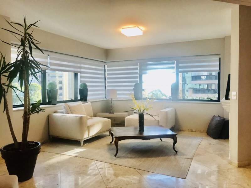 Apartamento à venda Panamby com 336m² e 4 quartos por R$ 2.100.000 - 1342437856-d1eaec3b-aaea-4e88-9c48-76d7c0028743.jpeg