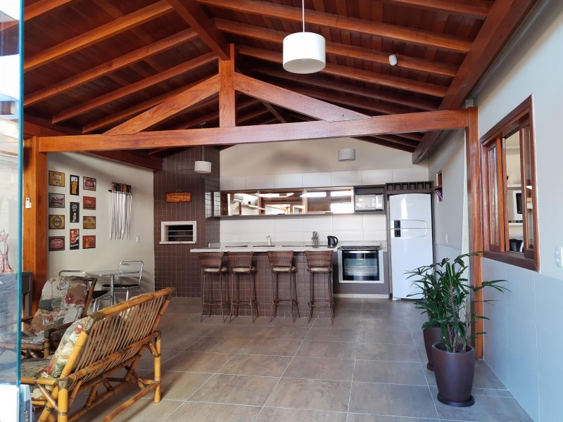 imóvel com 160m² - Praia do Sonho (Ens Brito) - Palhoça