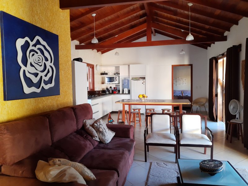 imóvel com 160m² - Praia do Sonho (Ens Brito) - Palhoça
