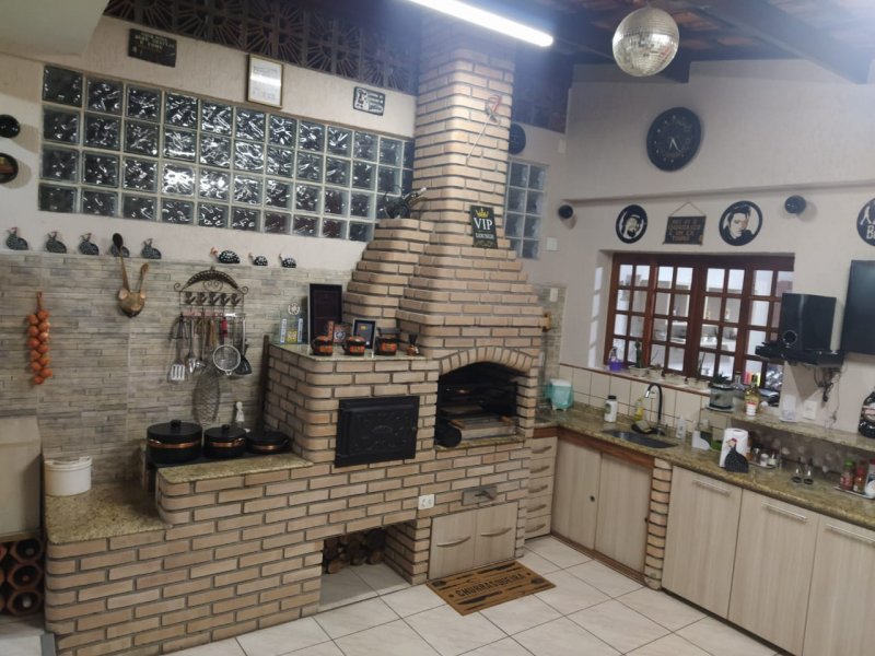 Casa à venda Tremembé com 119m² e 3 quartos por R$ 500.000 - 1904370462-27-3-em-1-em-tijolinho-churrasqueira-forno-e-fogao-a-lenha.jpeg