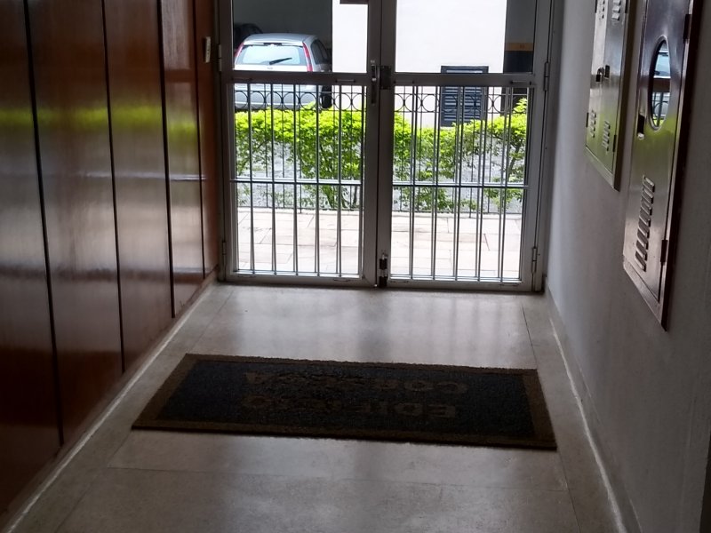 Apartamento à venda Vila Valparaíso com 63m² e 2 quartos por R$ 280.000 - 1662098606-10-entrada-hall-dentro.jpg