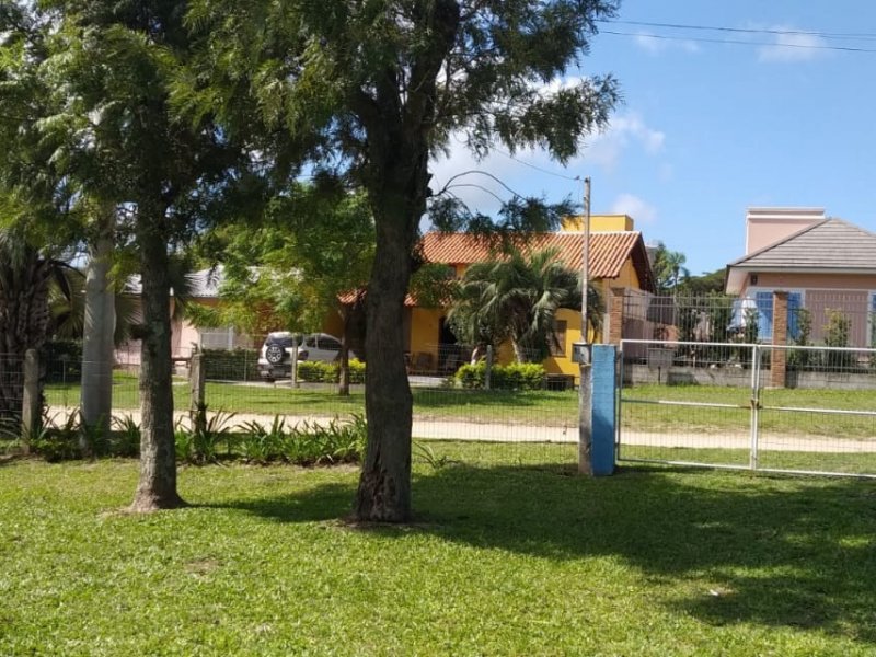 imóvel com 110m² - Centro - Arambaré