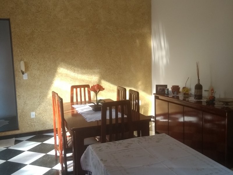Casa à venda Jardim Puch com 284m² e 3 quartos por R$ 670.000 - 1276016156-img-20191025-072148861.jpg