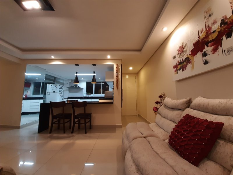 imóvel com 101m² - Novo Mundo - Curitiba