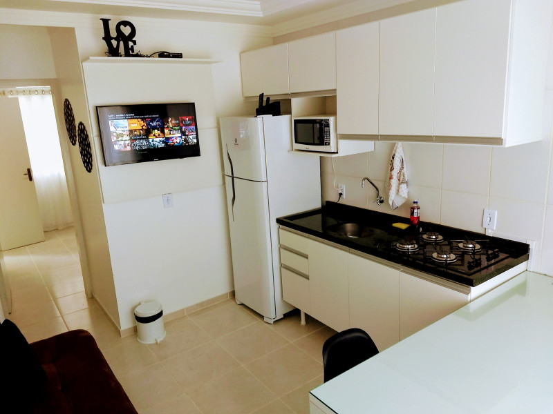 Apartamento à venda Ingleses do Rio Vermelho com 90m² e 2 quartos por R$ 425.000 - 2.jpg