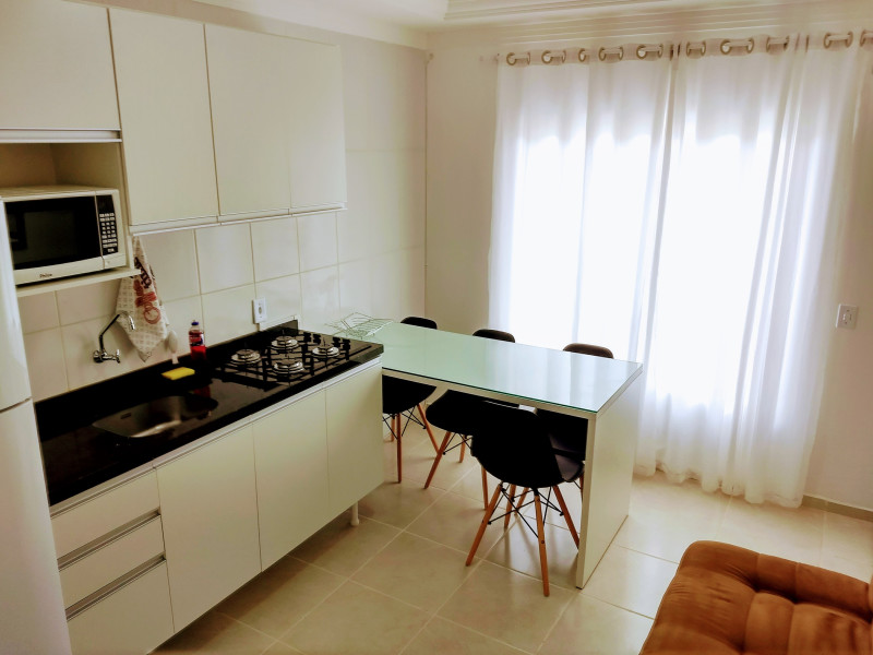 Apartamento à venda Ingleses do Rio Vermelho com 90m² e 2 quartos por R$ 425.000 - 3.jpg