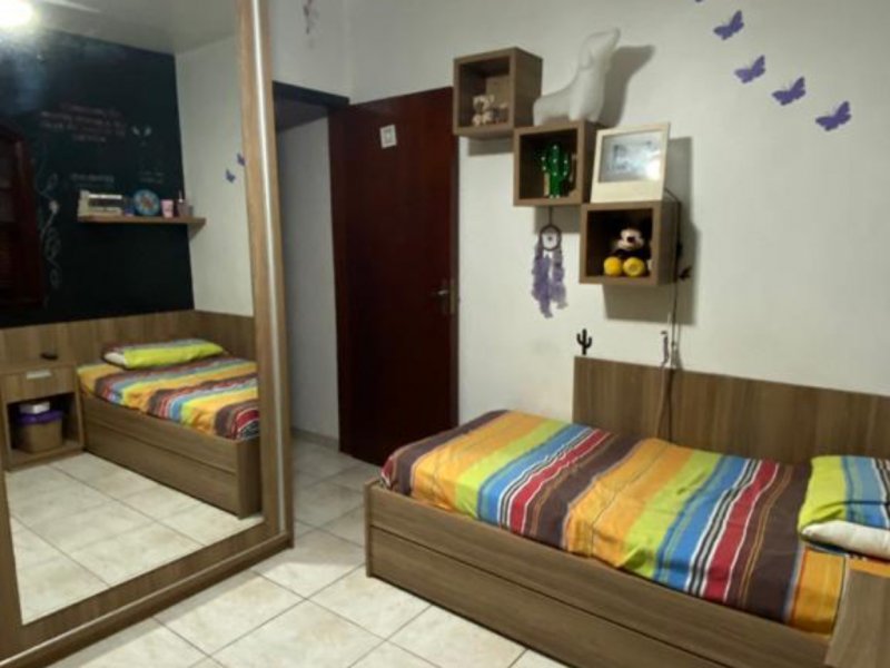 Casa à venda Jardim das Carmelitas com 12511m² e 3 quartos por R$ 540.000 - 1365456843-5da5ed47-33e9-4591-bfa3-4d32efeee520.jpeg