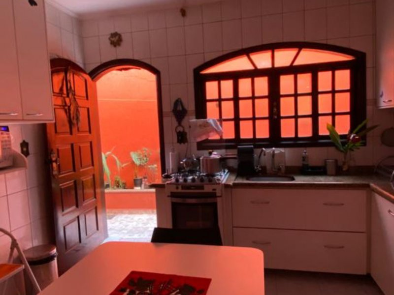 Casa à venda Jardim das Carmelitas com 12511m² e 3 quartos por R$ 540.000 - 1716794800-d8be33e9-9af5-4196-89a6-bf3139a9e4b7.jpeg