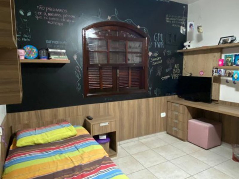 Casa à venda Jardim das Carmelitas com 12511m² e 3 quartos por R$ 540.000 - 694706366-12885a05-b9b9-43a8-a5d8-e3d5096b7ccc.jpeg