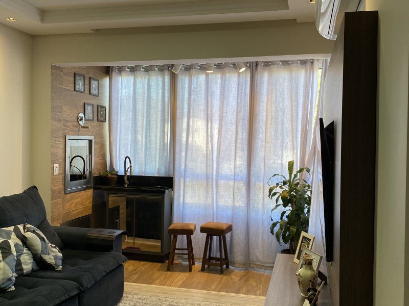 imóvel com 78m² - Anita Garibaldi - Joinville