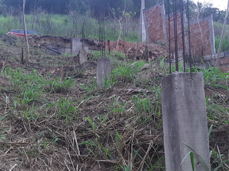 Terreno à venda Campo Grande com 326m² e 1 quarto por R$ 140.000 - 142502229-20210427-164306.jpg