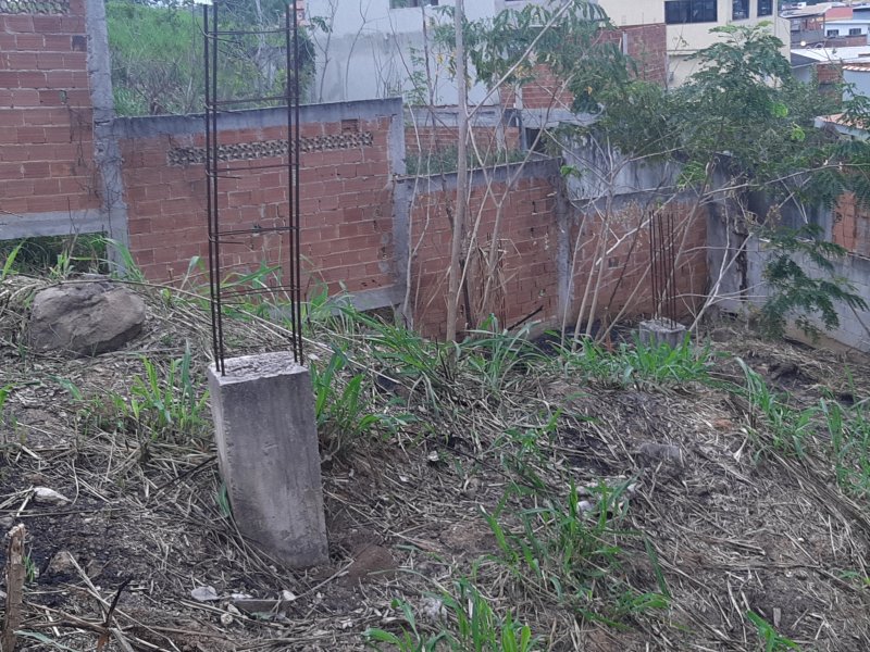 Terreno à venda Campo Grande com 326m² e 1 quarto por R$ 140.000 - 216615203-20210427-164210.jpg