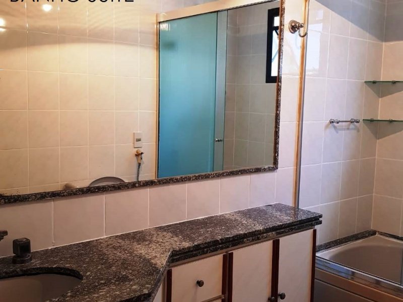 Apartamento à venda Alto de Pinheiros com 127m² e 3 quartos por R$ 1.249.000 - 1065499905-banho-suite.jpg