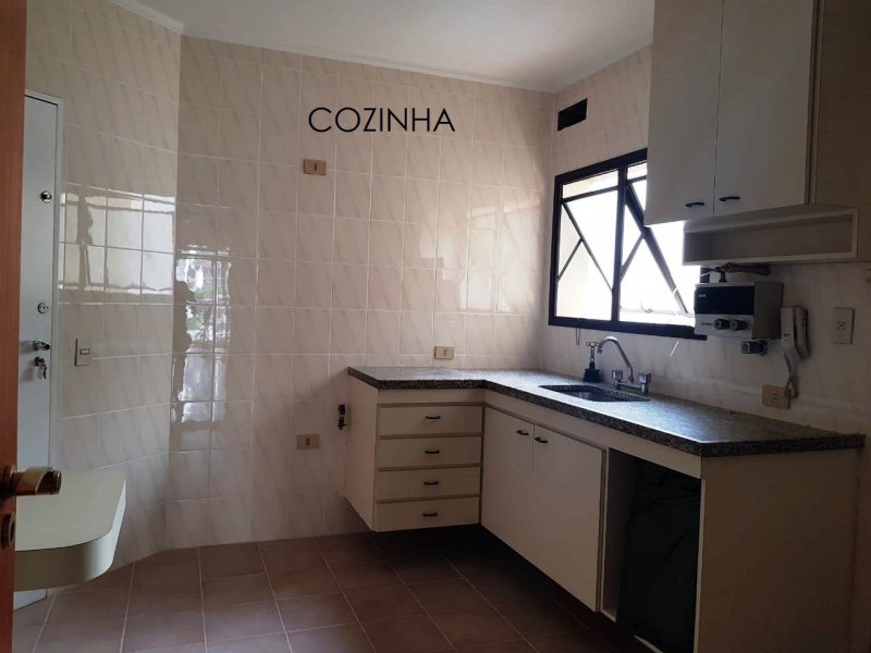 Apartamento à venda Alto de Pinheiros com 127m² e 3 quartos por R$ 1.249.000 - 301965486-cozinha.jpg