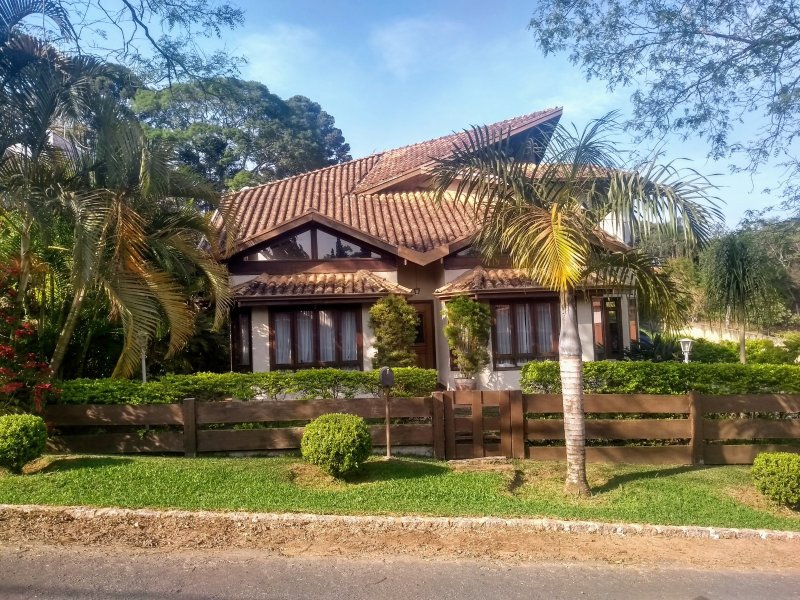 Casa à venda Curral com 330m² e 3 quartos por R$ 1.150.000 - 1076417581-20f27ec1-4b2c-4b3f-b9f0-e2f98d647251.jpeg