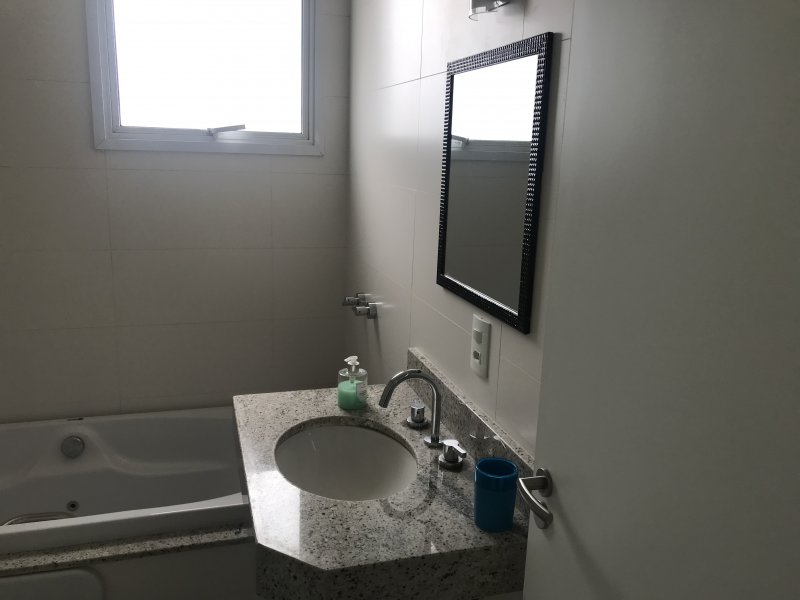 Apartamento à venda Parque Balneario Poiares com 140m² e 3 quartos por R$ 785.000 - 253388436-img-8940.JPG